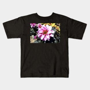 Honey bees & flower / Swiss Artwork Photography Kids T-Shirt